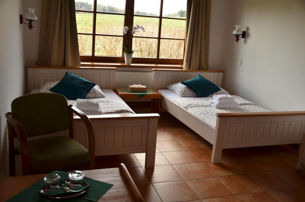 Hotel Na Statku Mirosov Mirosov  Εξωτερικό φωτογραφία